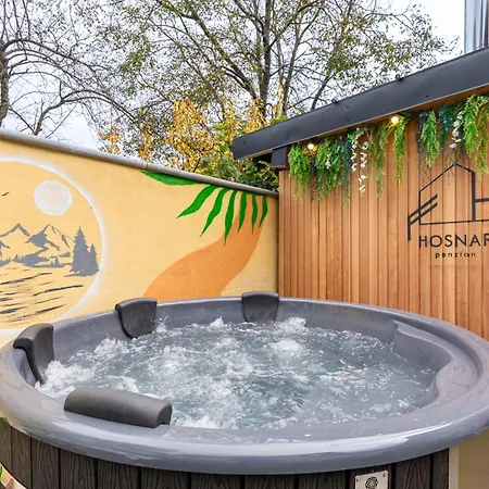 Hosnar, Apartma Mucho شقة