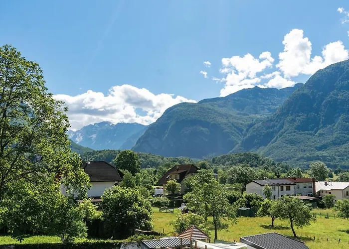 Hosnar, Apartma Mucho Apartmán