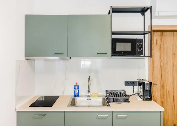 Hosnar, Apartma Mucho *